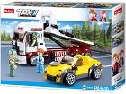 Odtahovka s autem, kostky shodné s LEGO